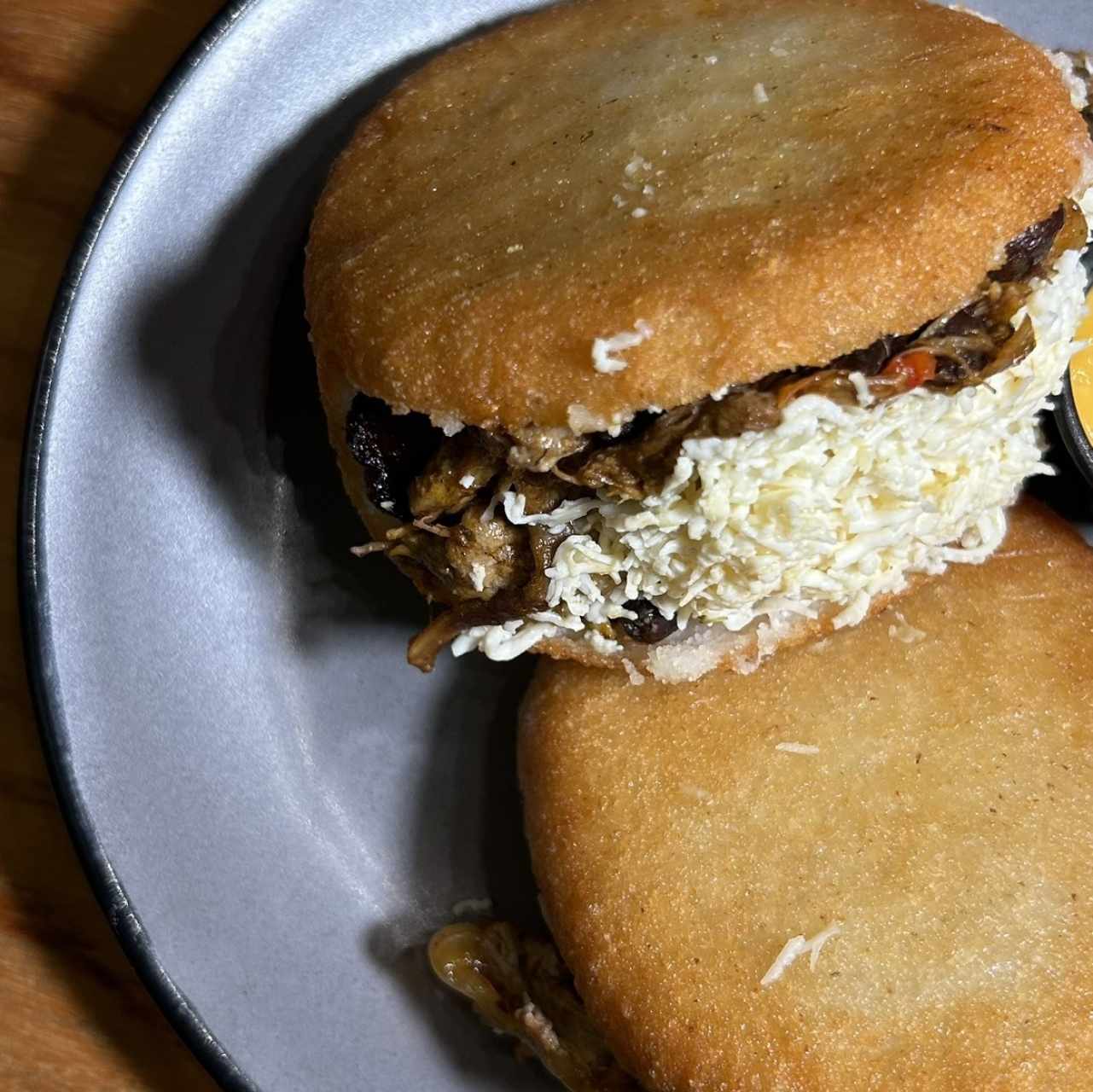 Desayunos - Arepa de Pabellón