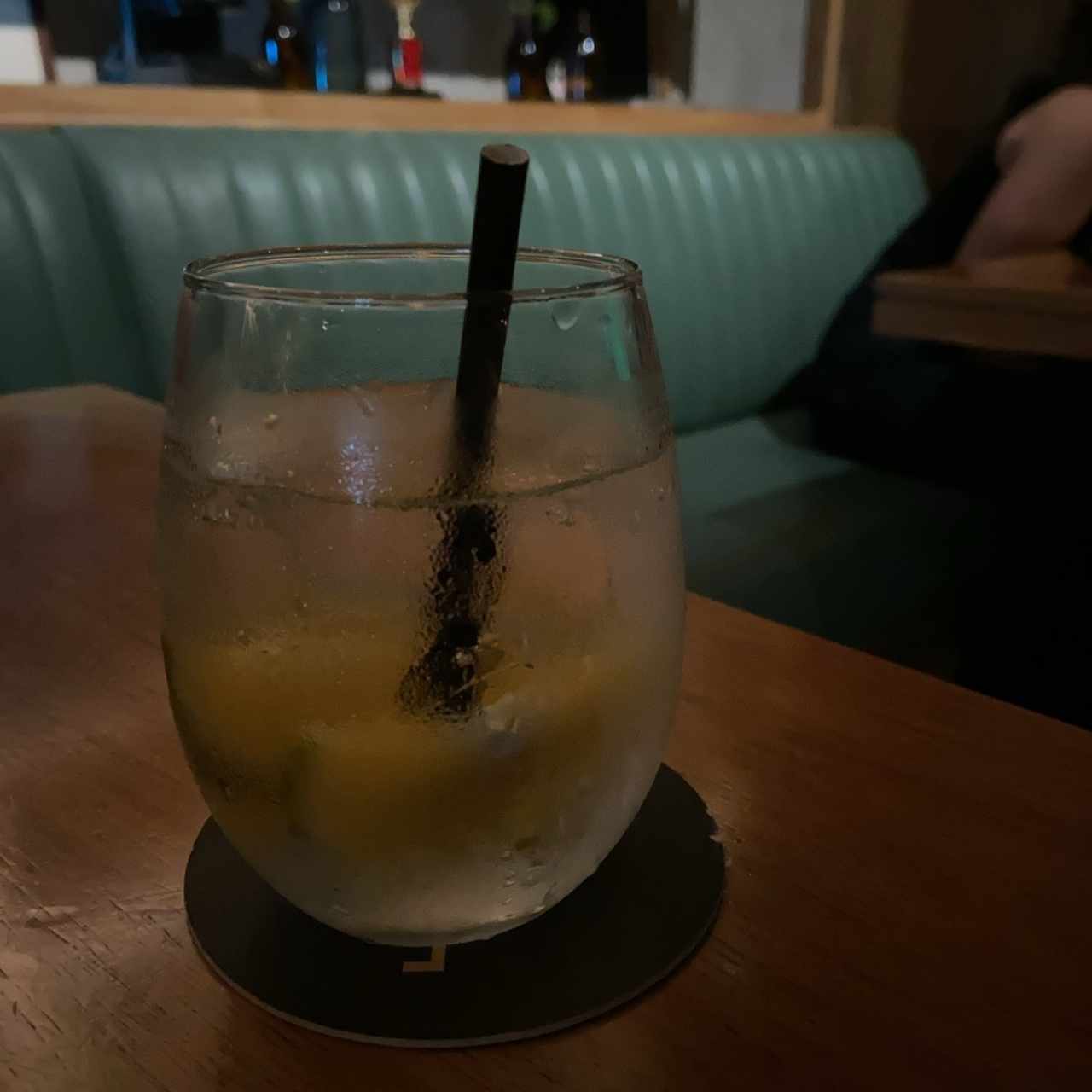 Gin tonic con naranja 