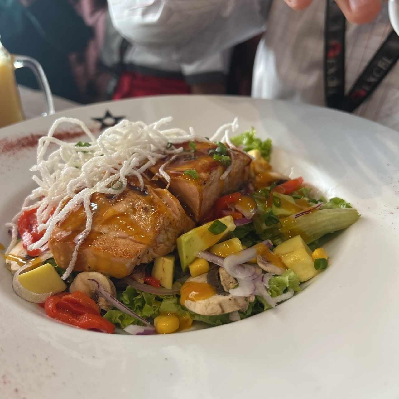 Ensalada Daidai de Salmon