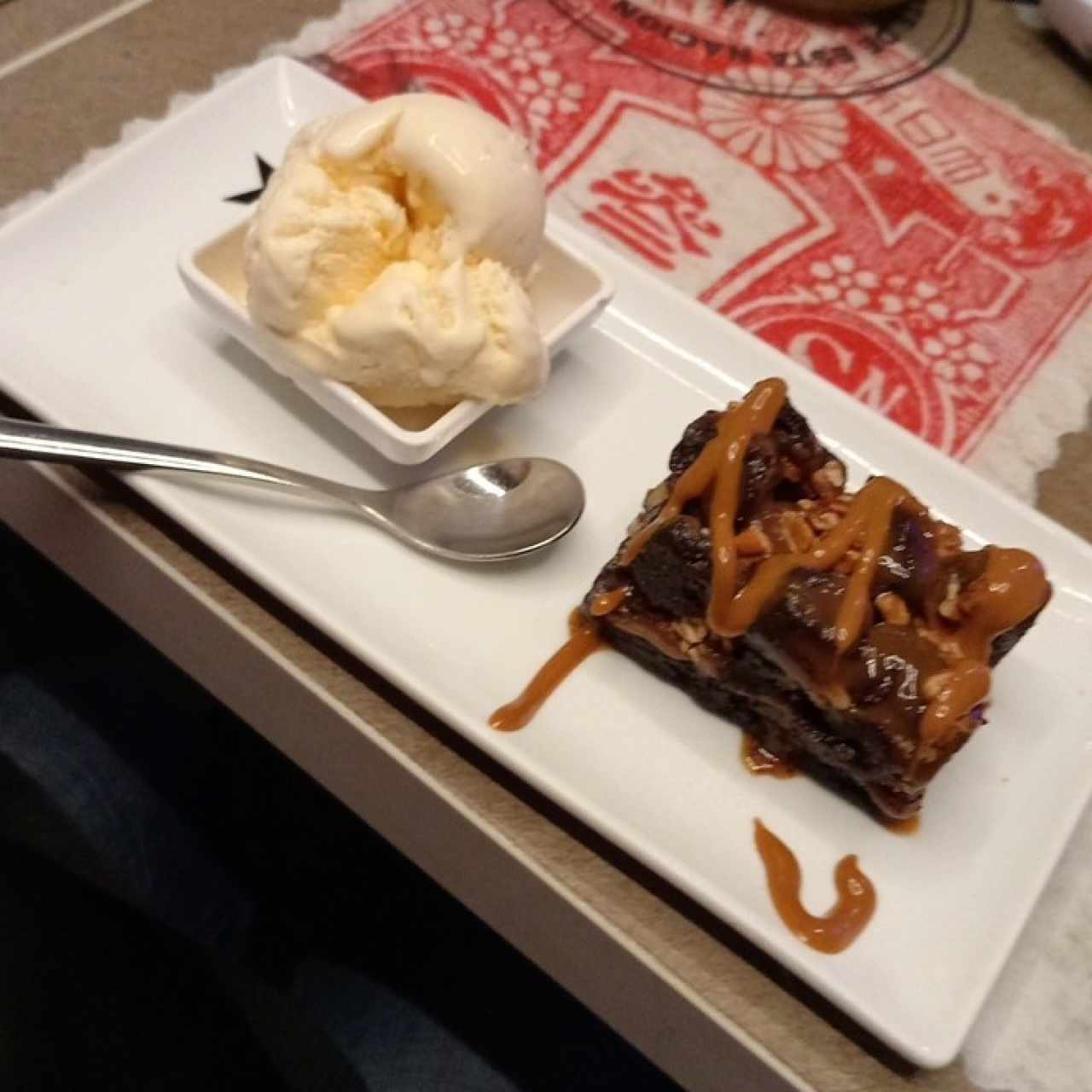 Brownie de Chocolate con Caramelo