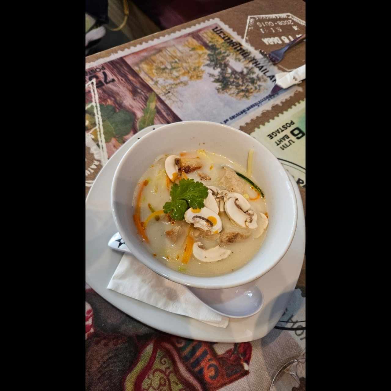 Sagradas Sopas - Tom Kha Gai