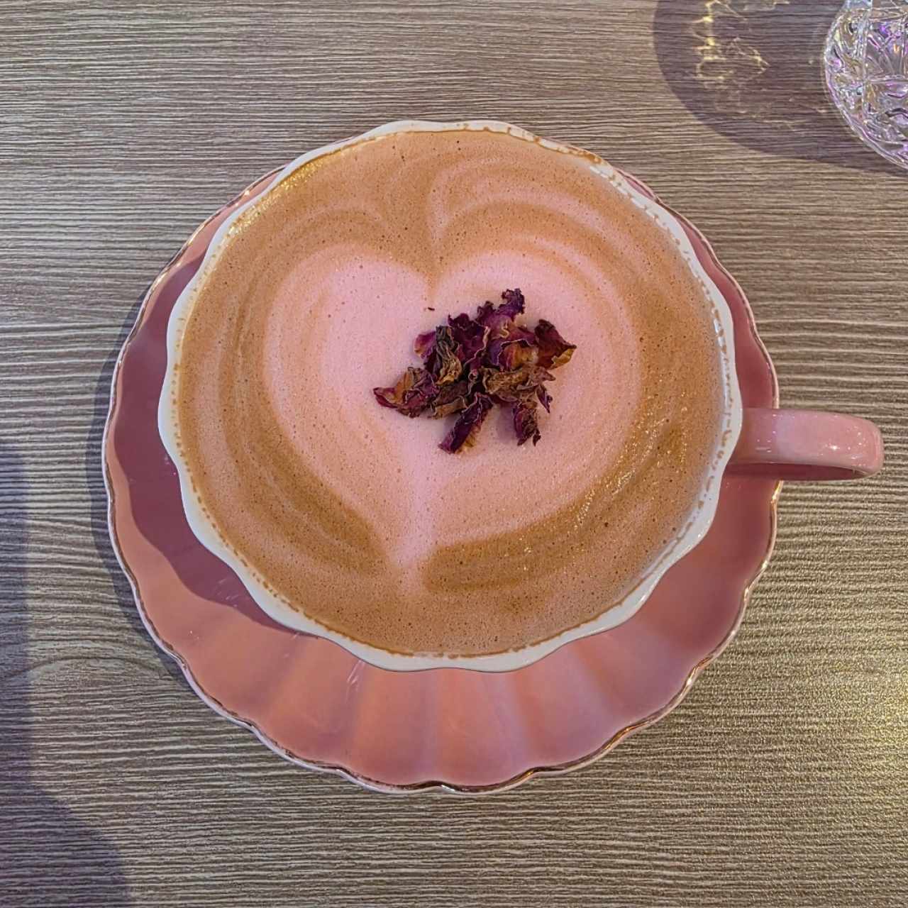 Capuchino rosa