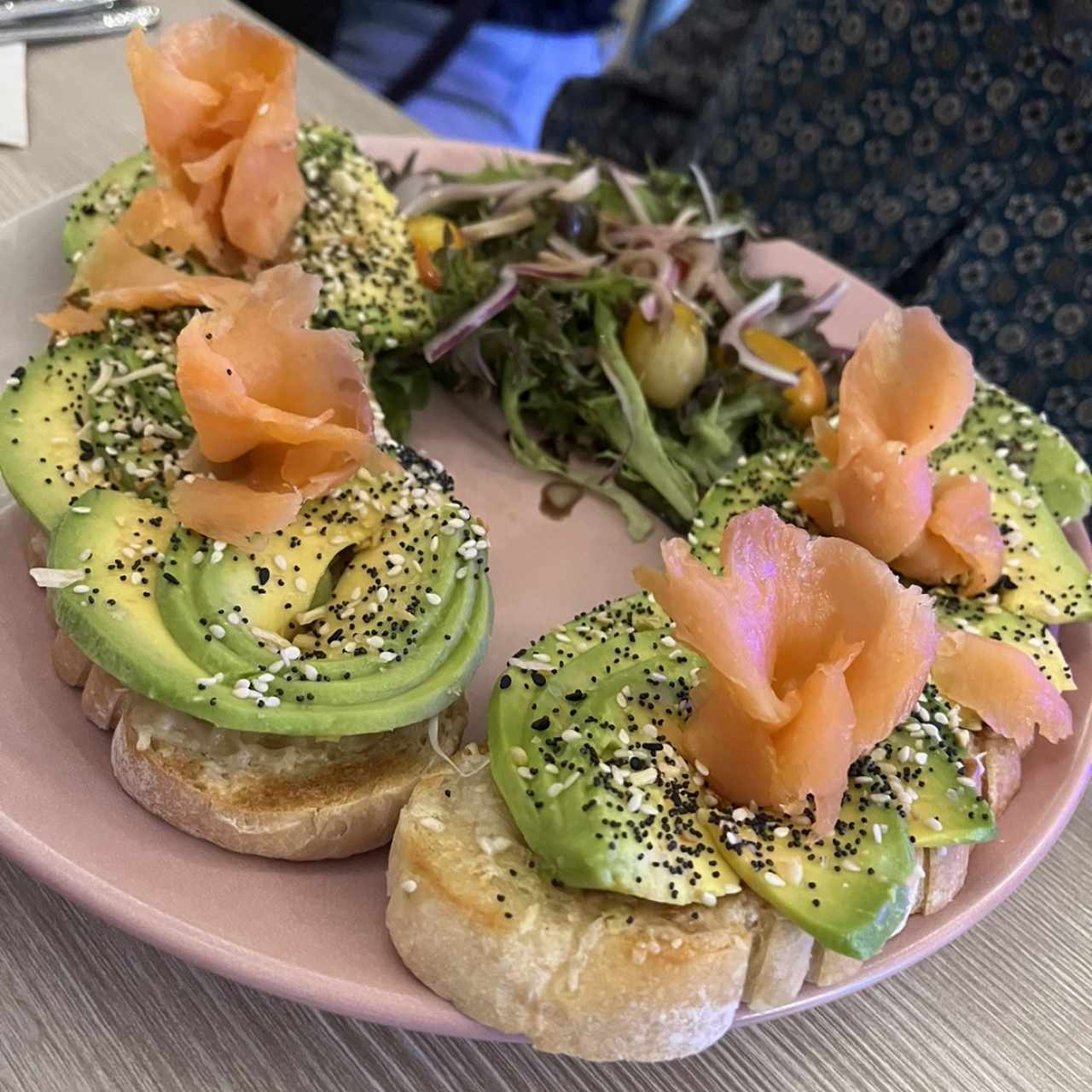 Emparedado de salmon 