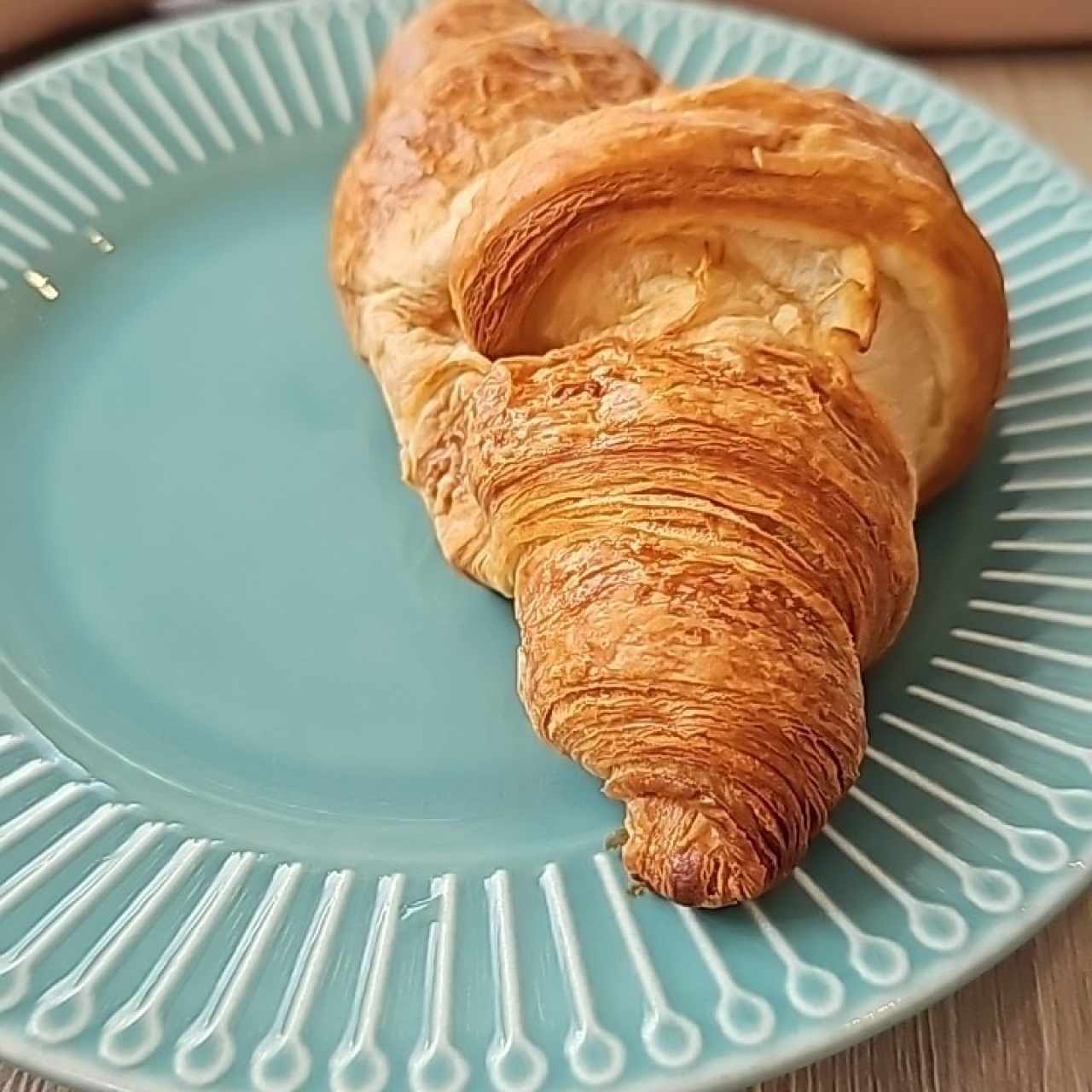 Croissant Clásico de Mantequilla