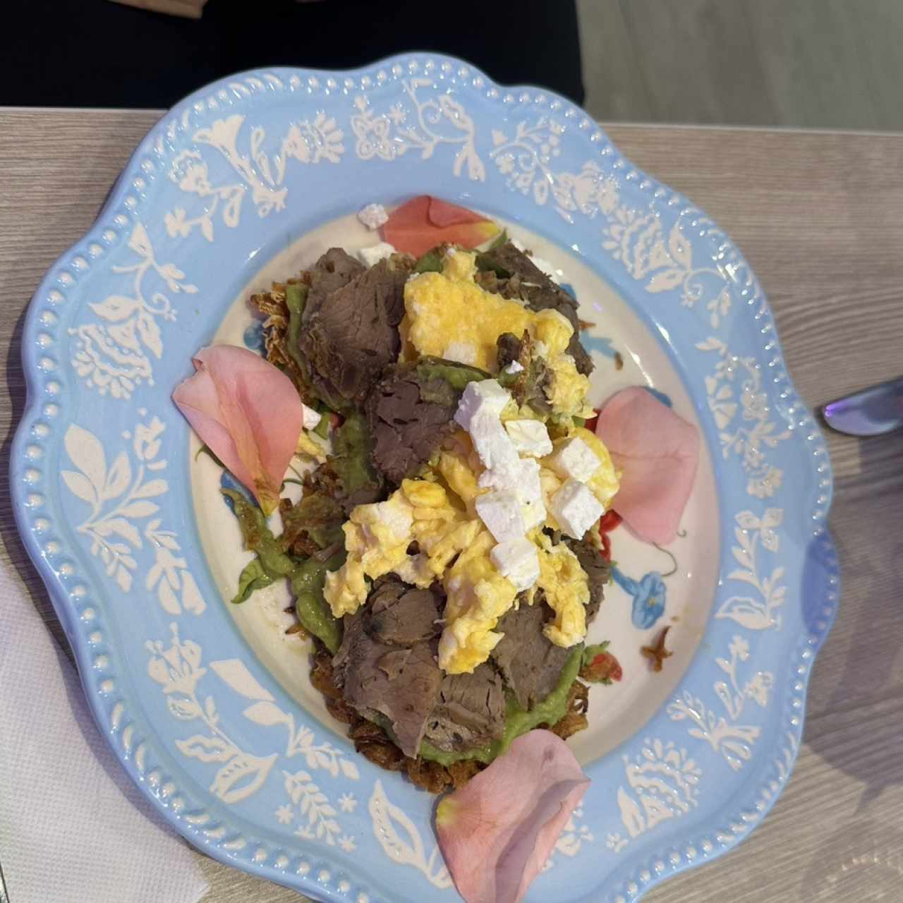 Selecciona un plato,una entrada,una bebida seleccionada y un postrecito