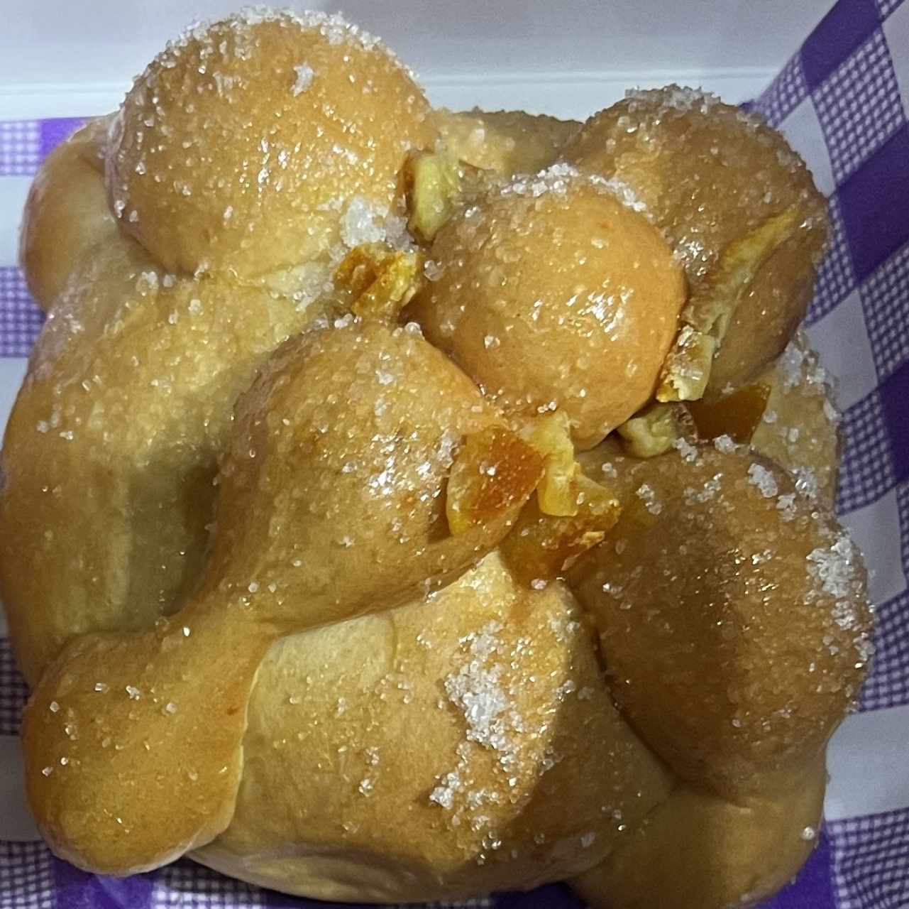 pan de muerto con naranja