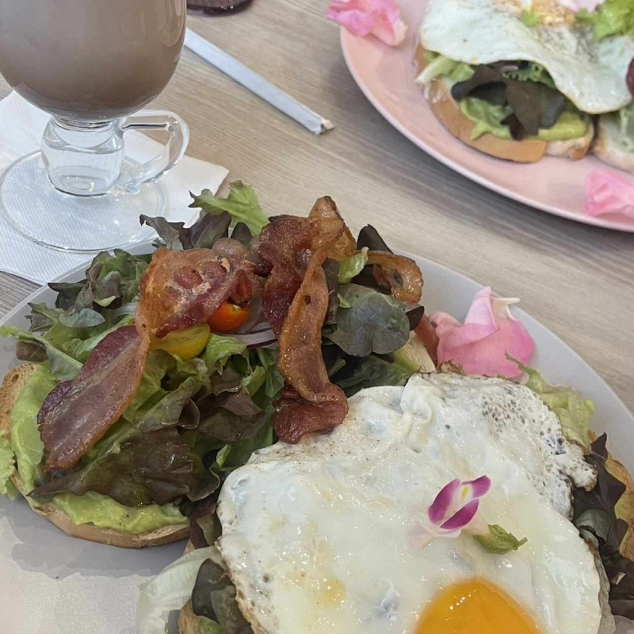 Avocado Toast - Avocado Mixta