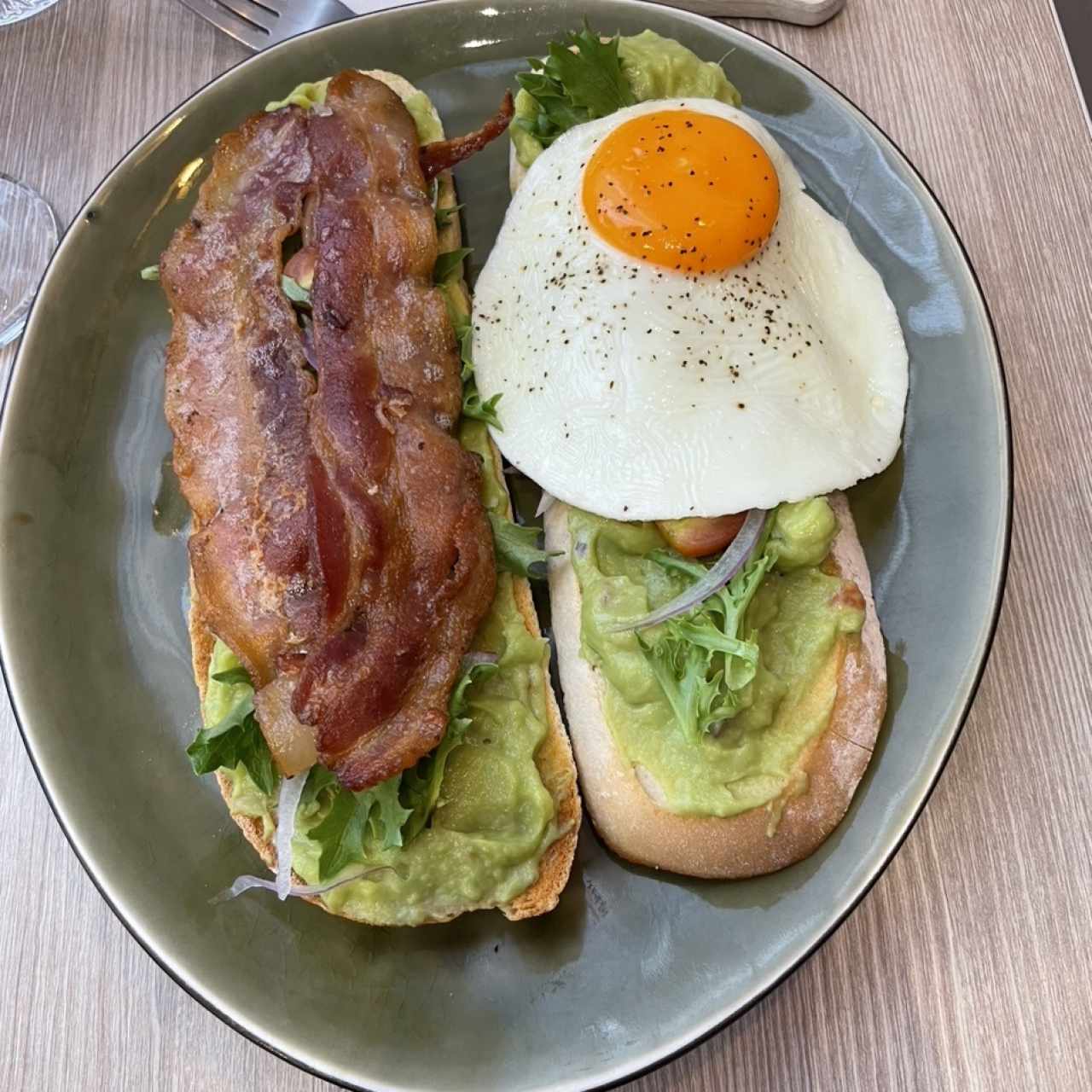 Avocado toast