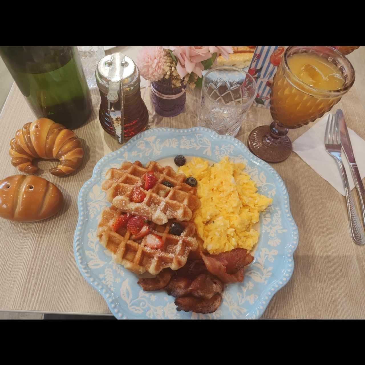 American Breakfast