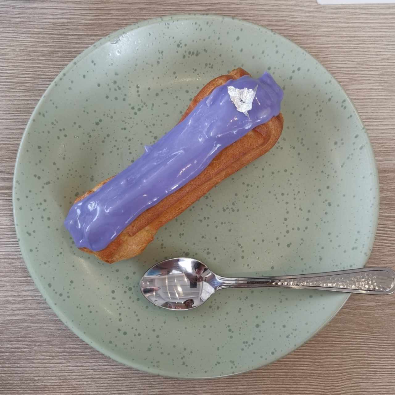 Éclair de lavanda 