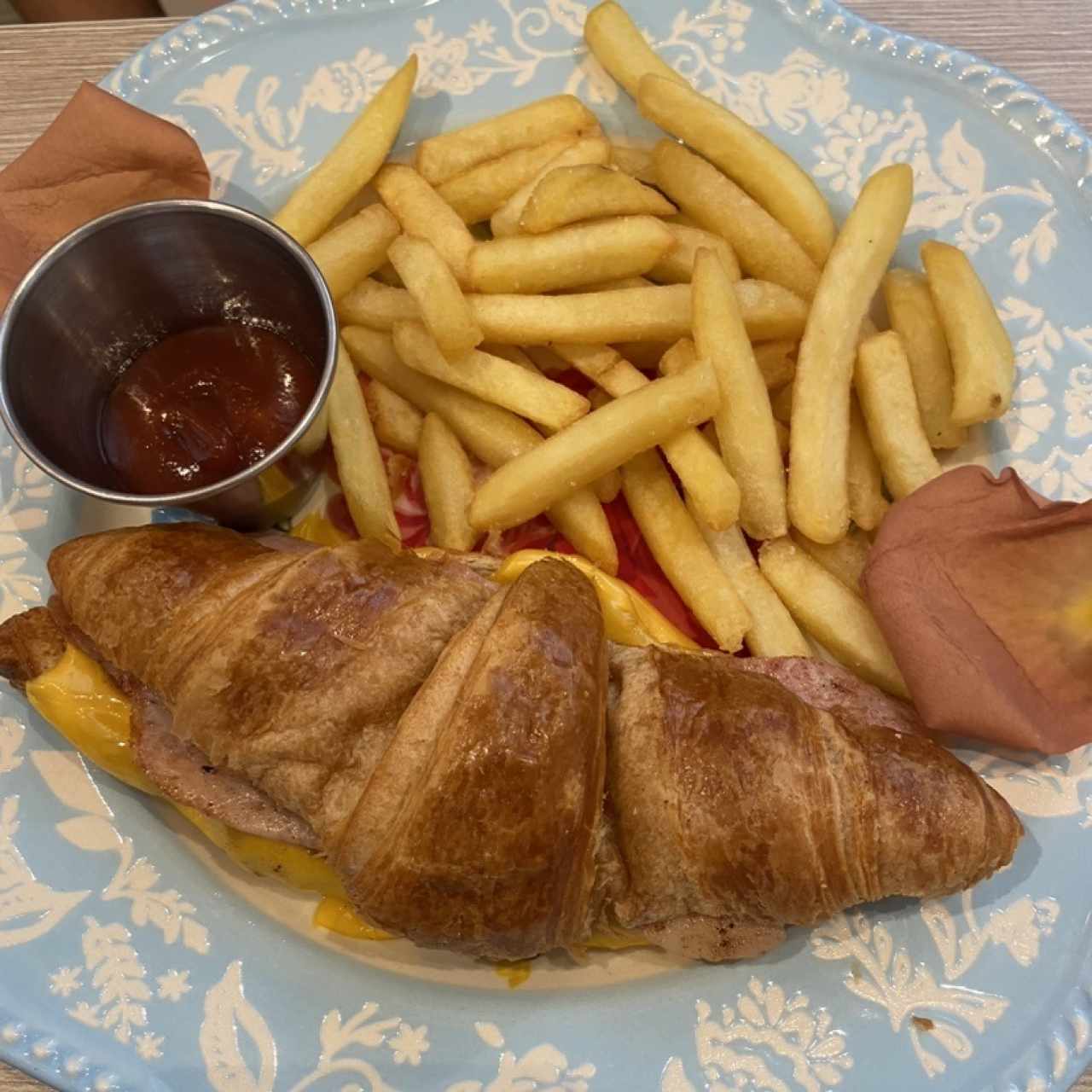 Croissant Clásico de Mantequilla