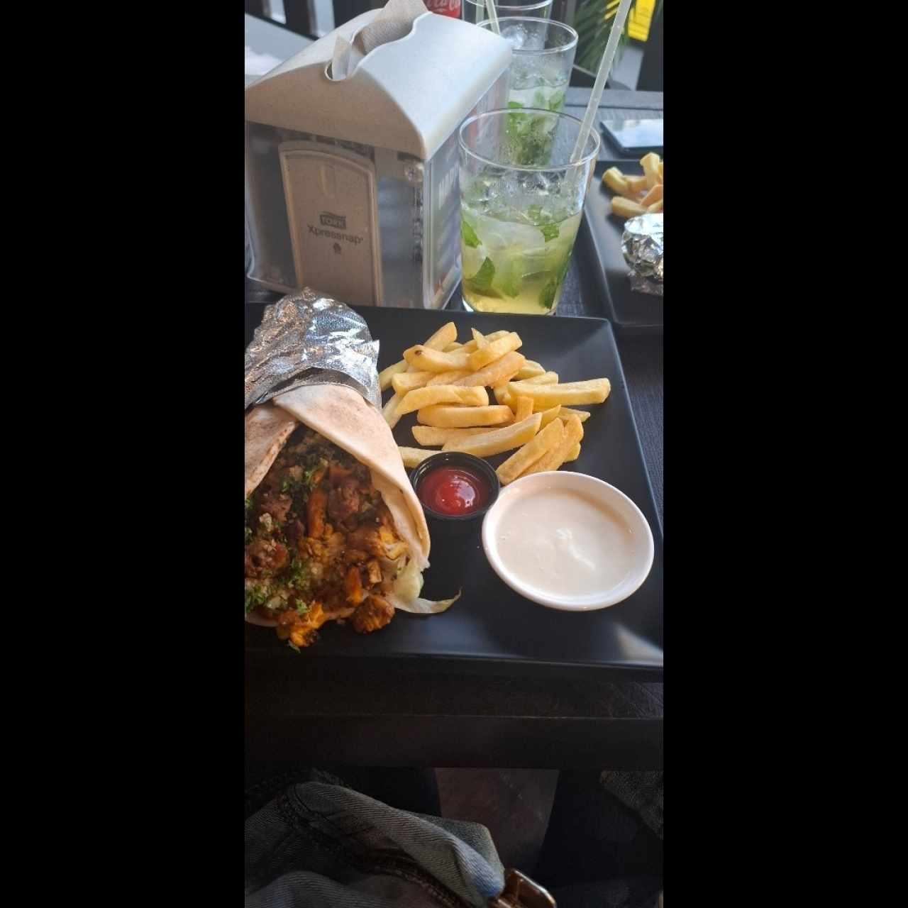 Shawarmas - SHAWARMA COMBO