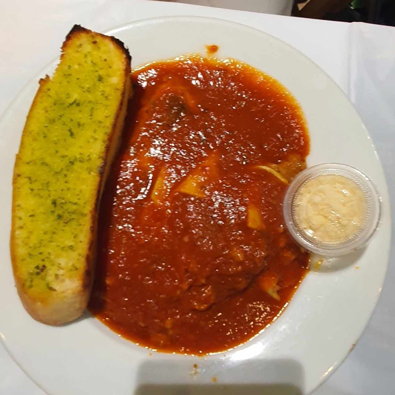 Lasaña de Carne en Salsa Roja o Blanca