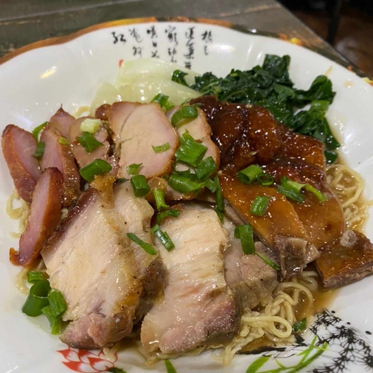 Fideos con 3 carnes 