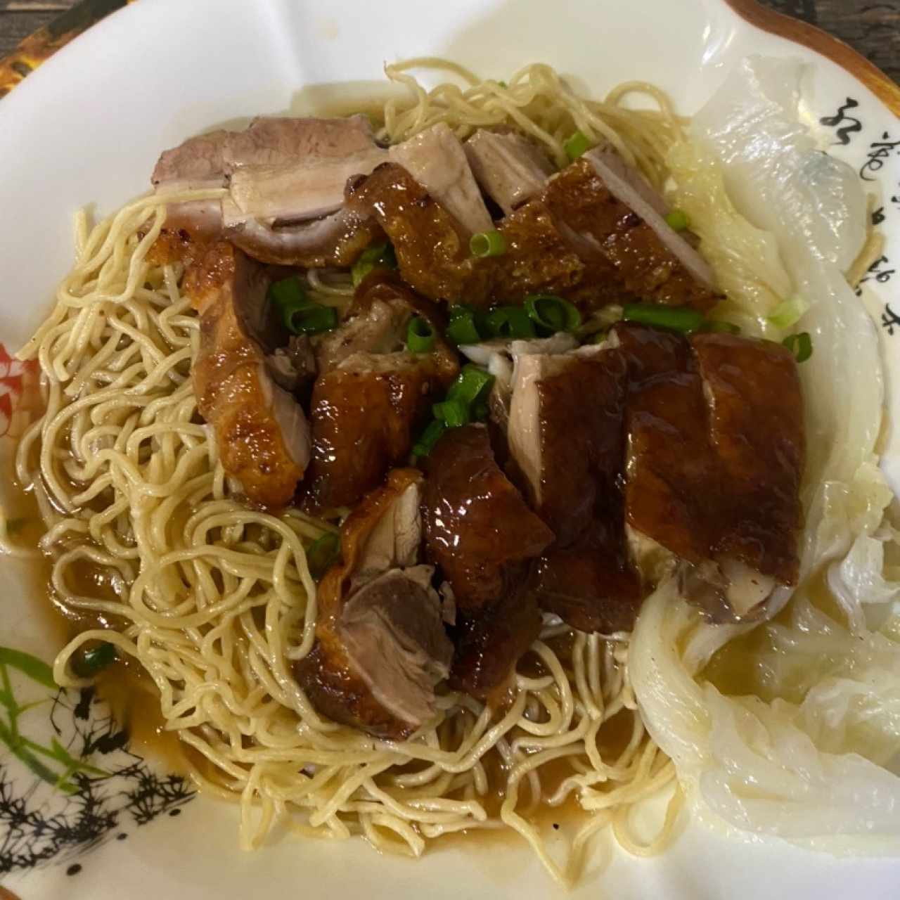 Fideos con pato en salsa 