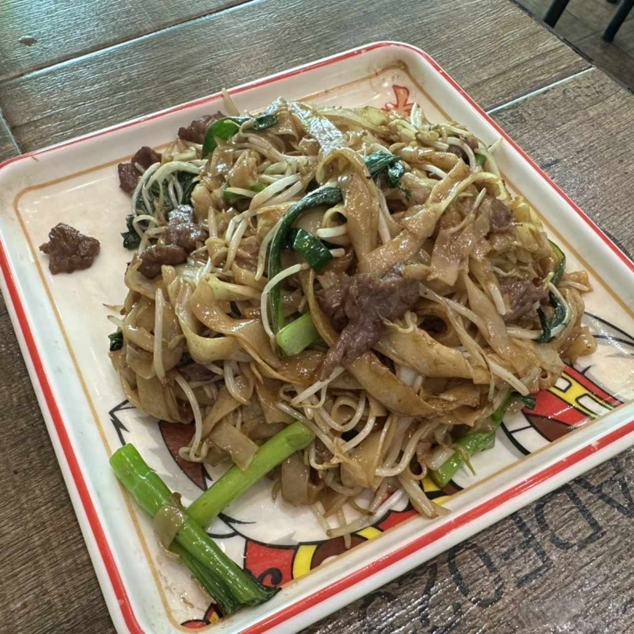 Fideos salteados