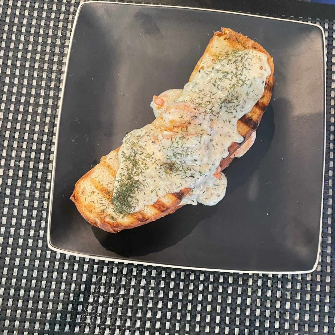 Brioche de Camarones