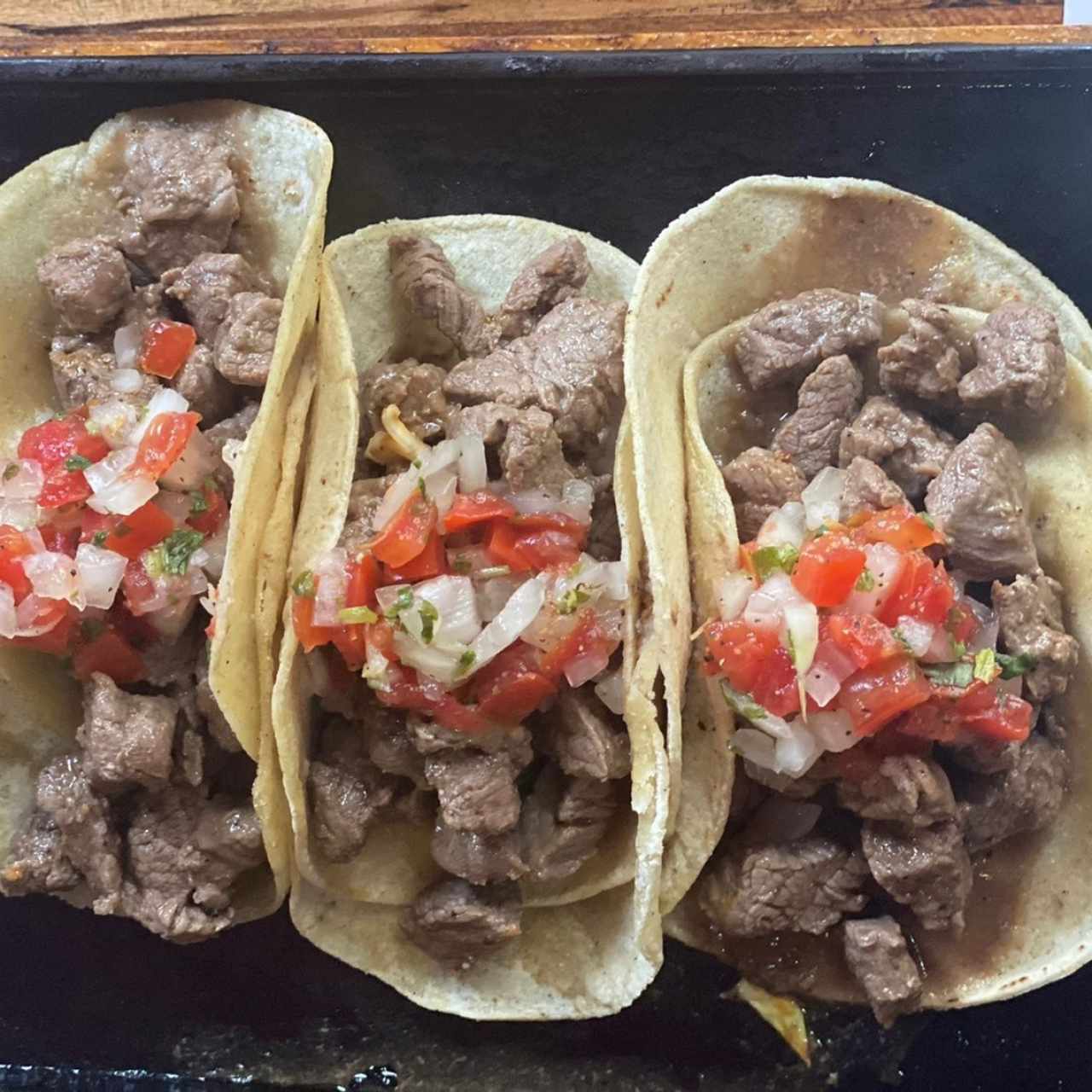 Los Tacos - Arrachera