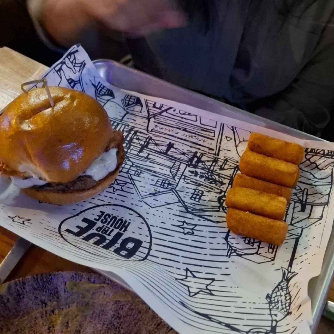Burger & Sandwiches - BLUE TAP BURGER
