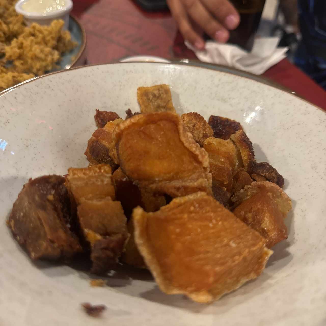 Entradas - CHICHARRONES DE PUERCO