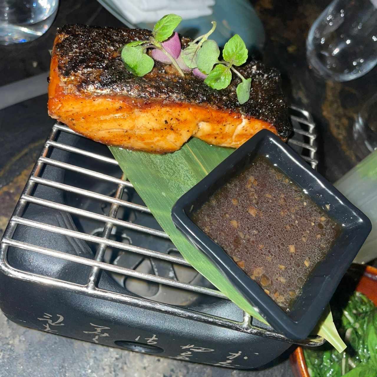 Robata Ocean - Roasted Salmón