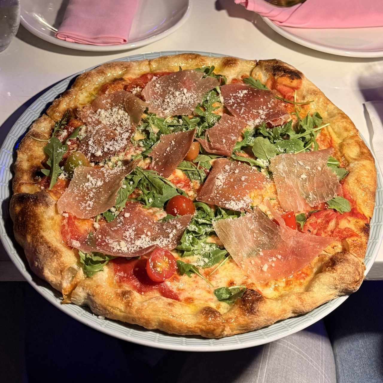 Pizzas - PROSCIUTTO & RÚCULA