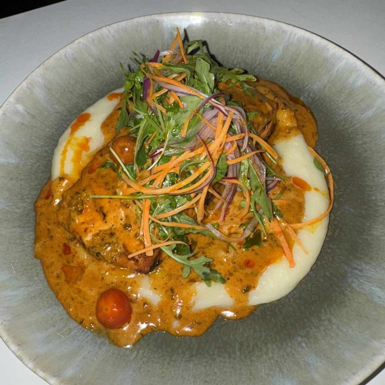 Platos Fuertes - SALMÓN CON PURÉ