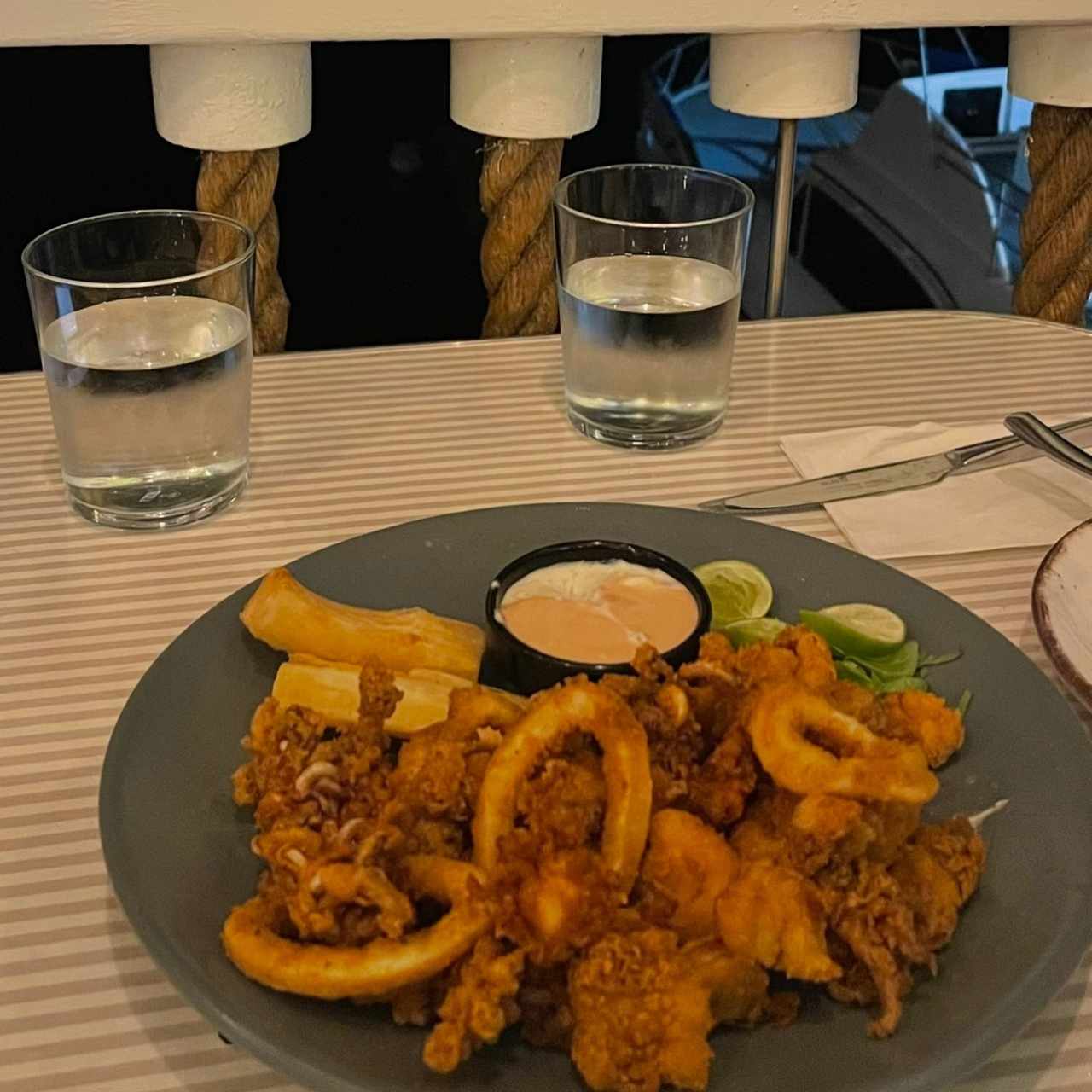 CHICHARRÓN DE PESCADO, MIXTO O CALAMAR