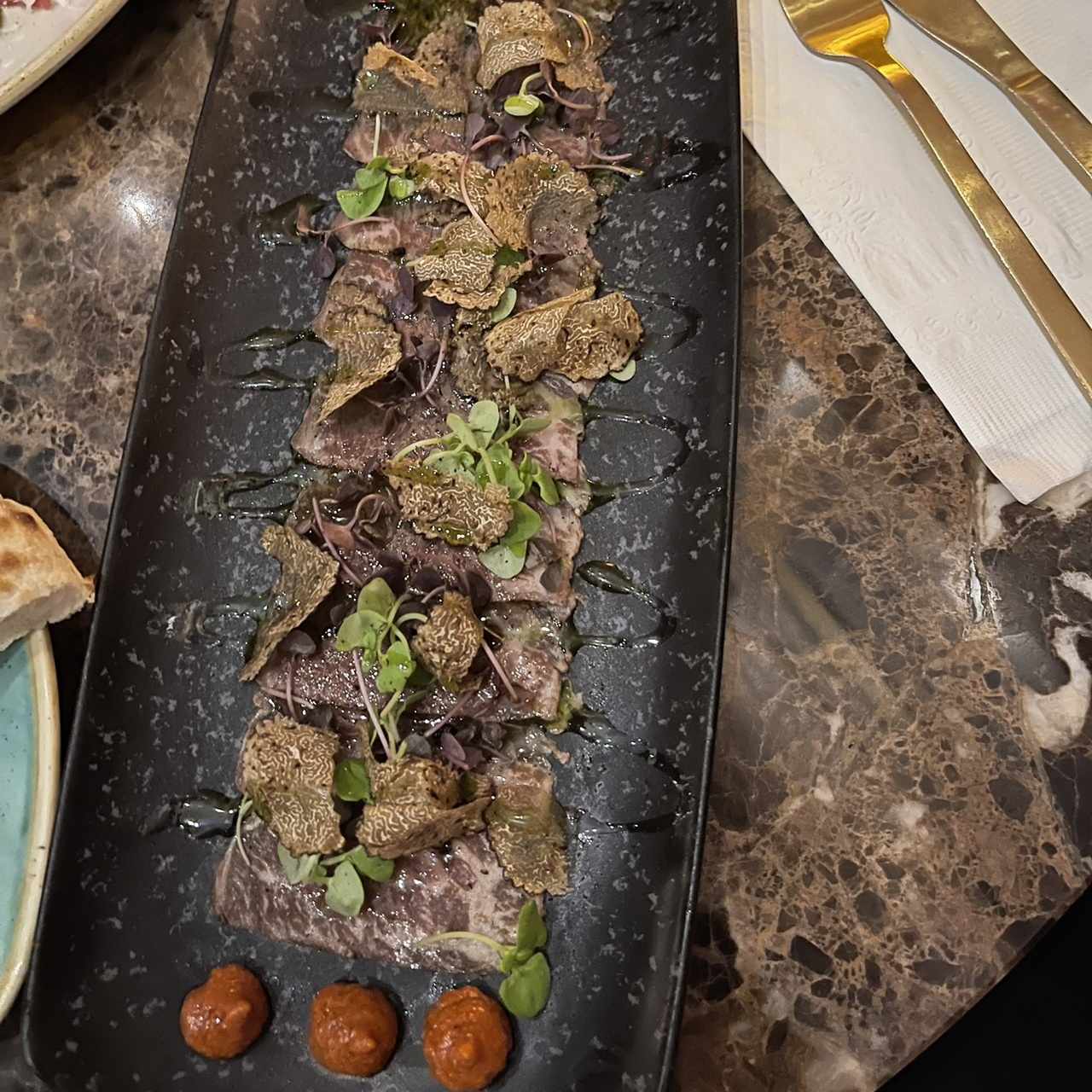 Tiradito de wagyu