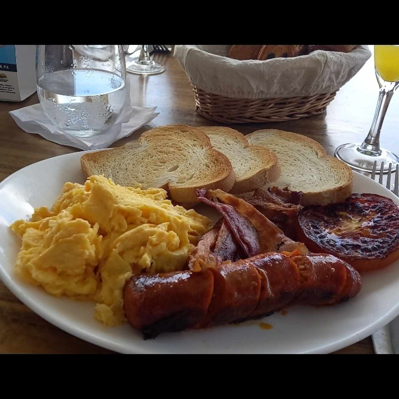 COMPLET DÉJEUNER - Desayuno Inglés