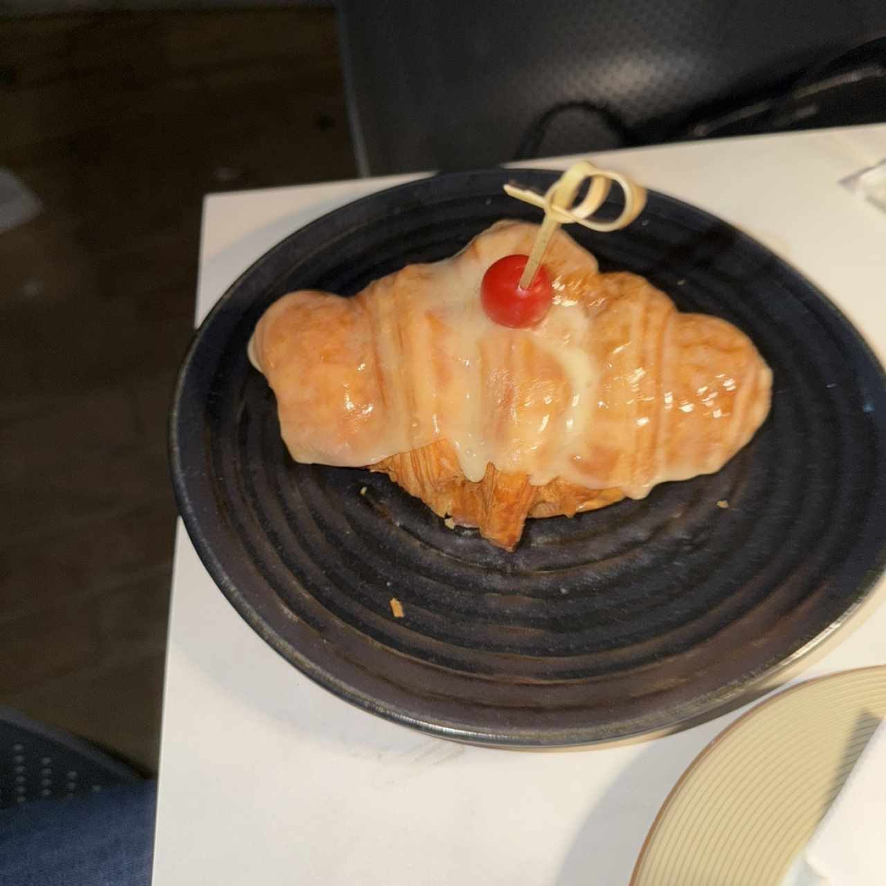 Croissant de Jamón, Queso y Bechamel