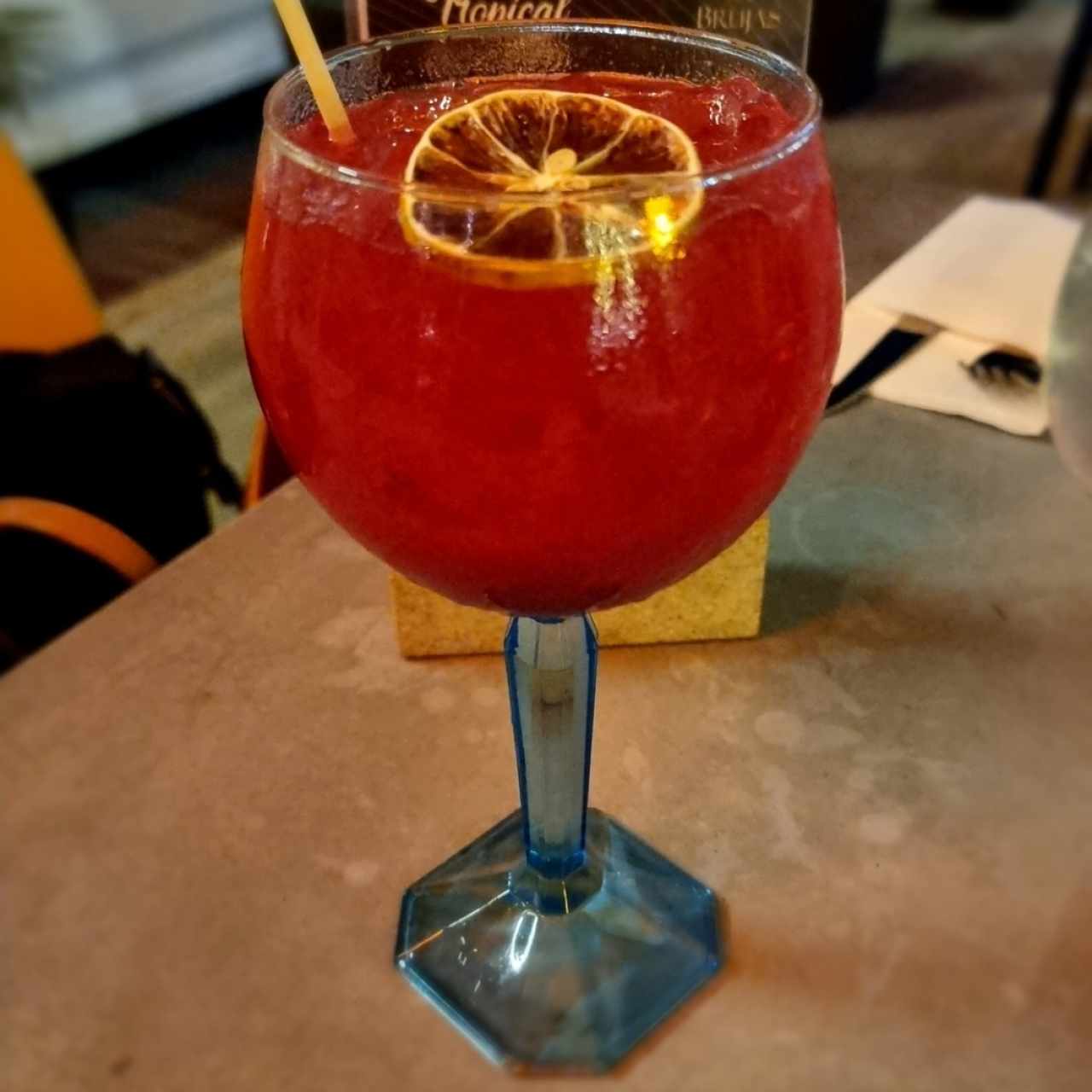 TRAGOS - GIN