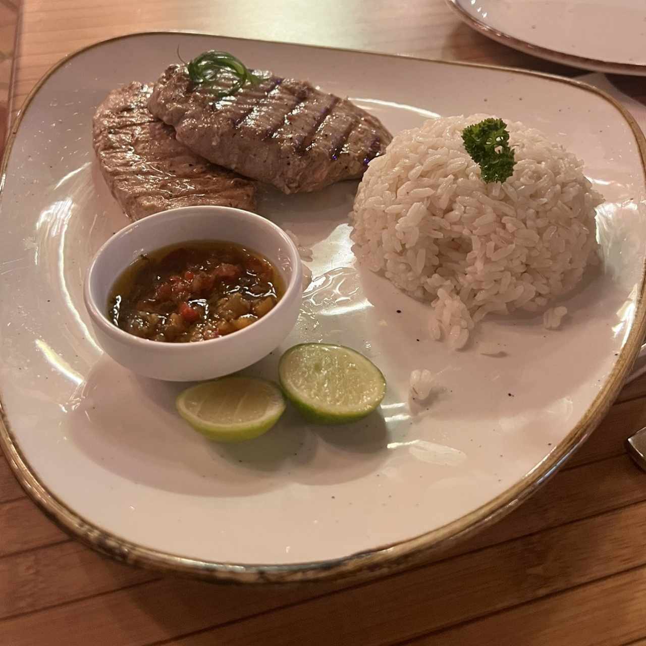 Carne con arroz 
