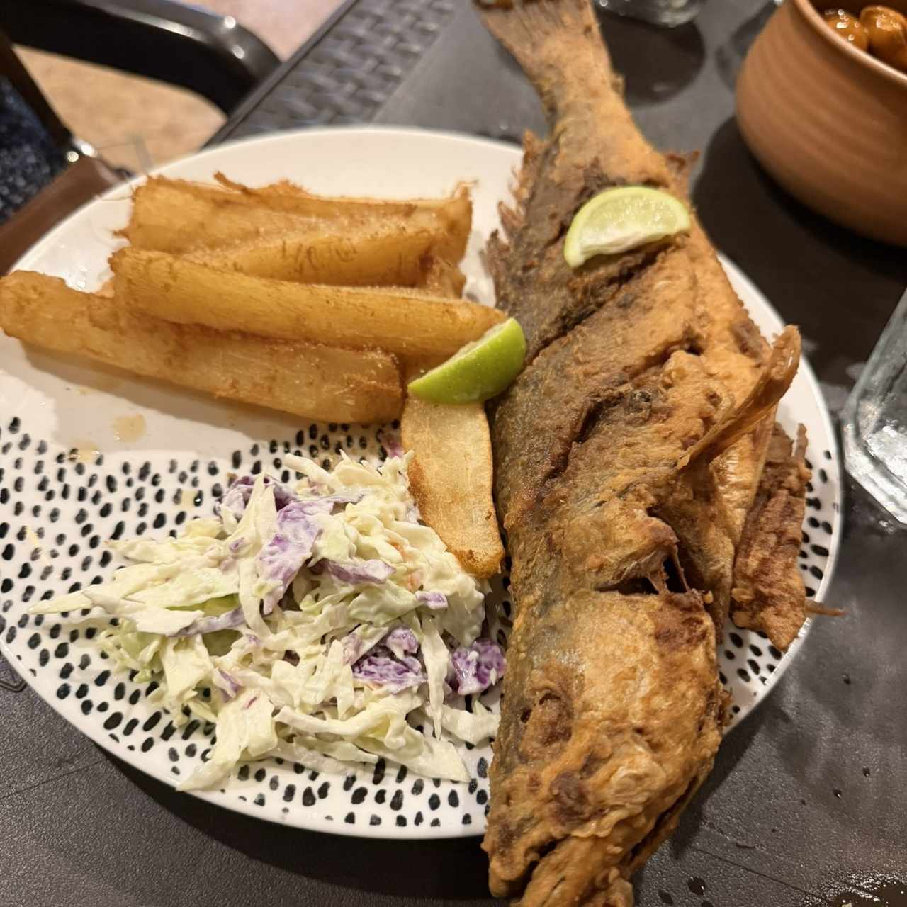 Pescado Entero Chombo Style