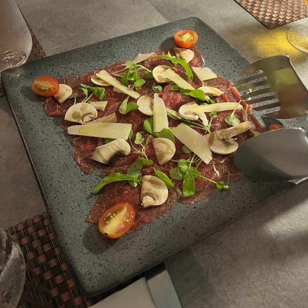 Para Compartir - Carpaccio de Res