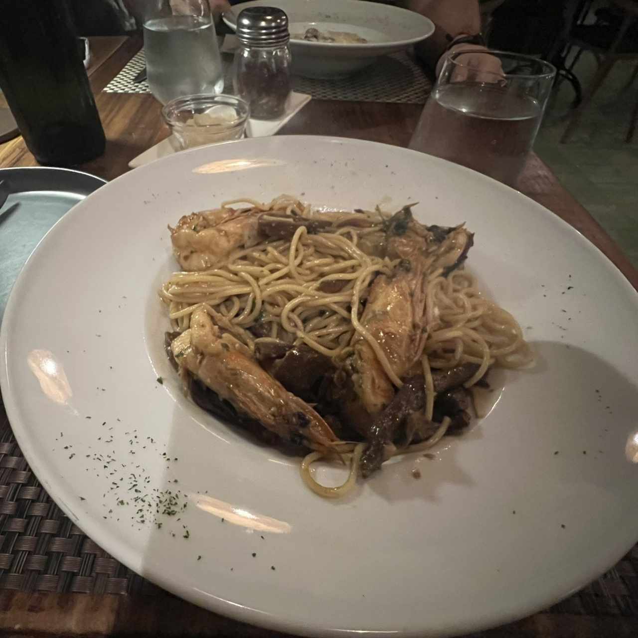 PASTAS - Gamberoni Al Funghi