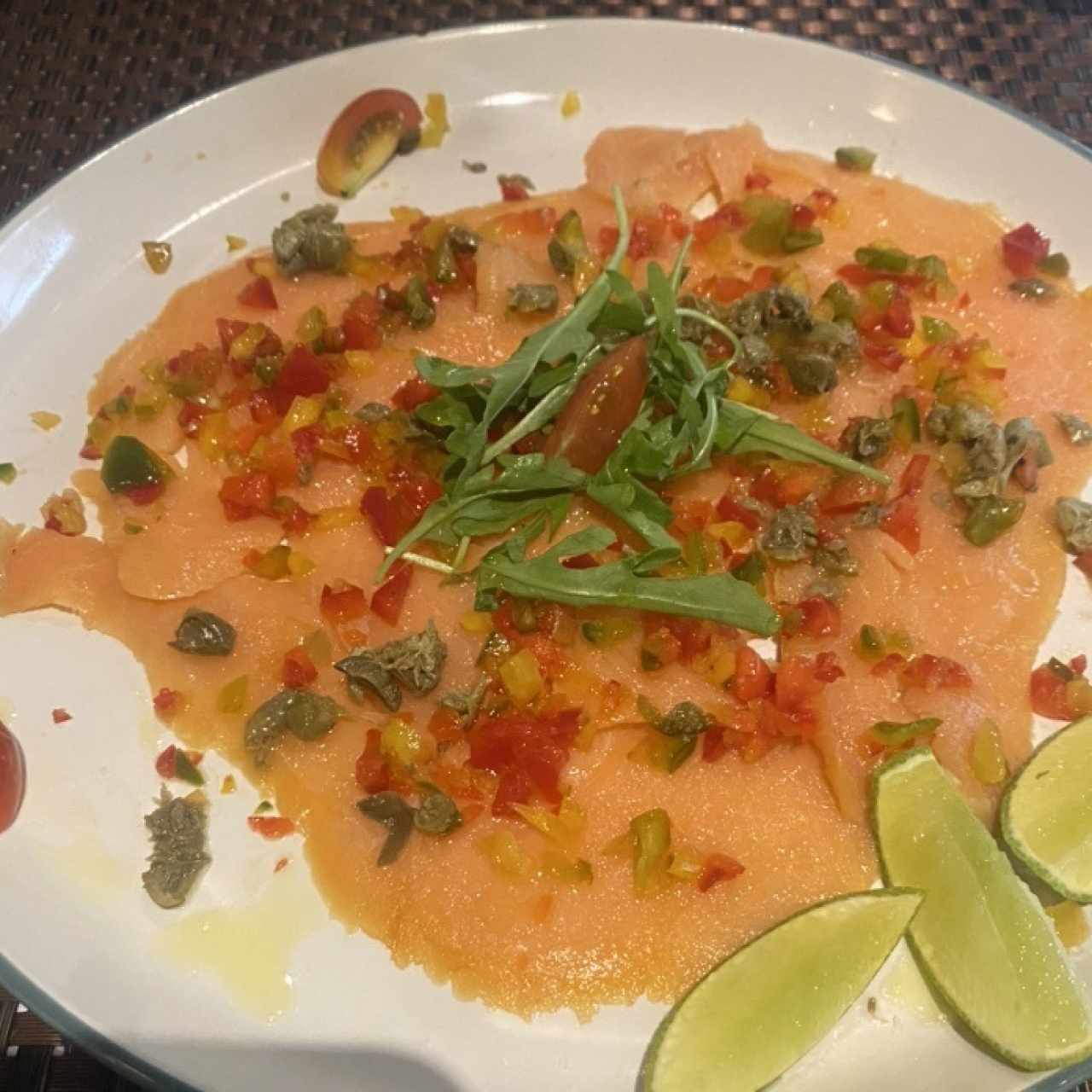 Para Compartir - Carpaccio de Salmón