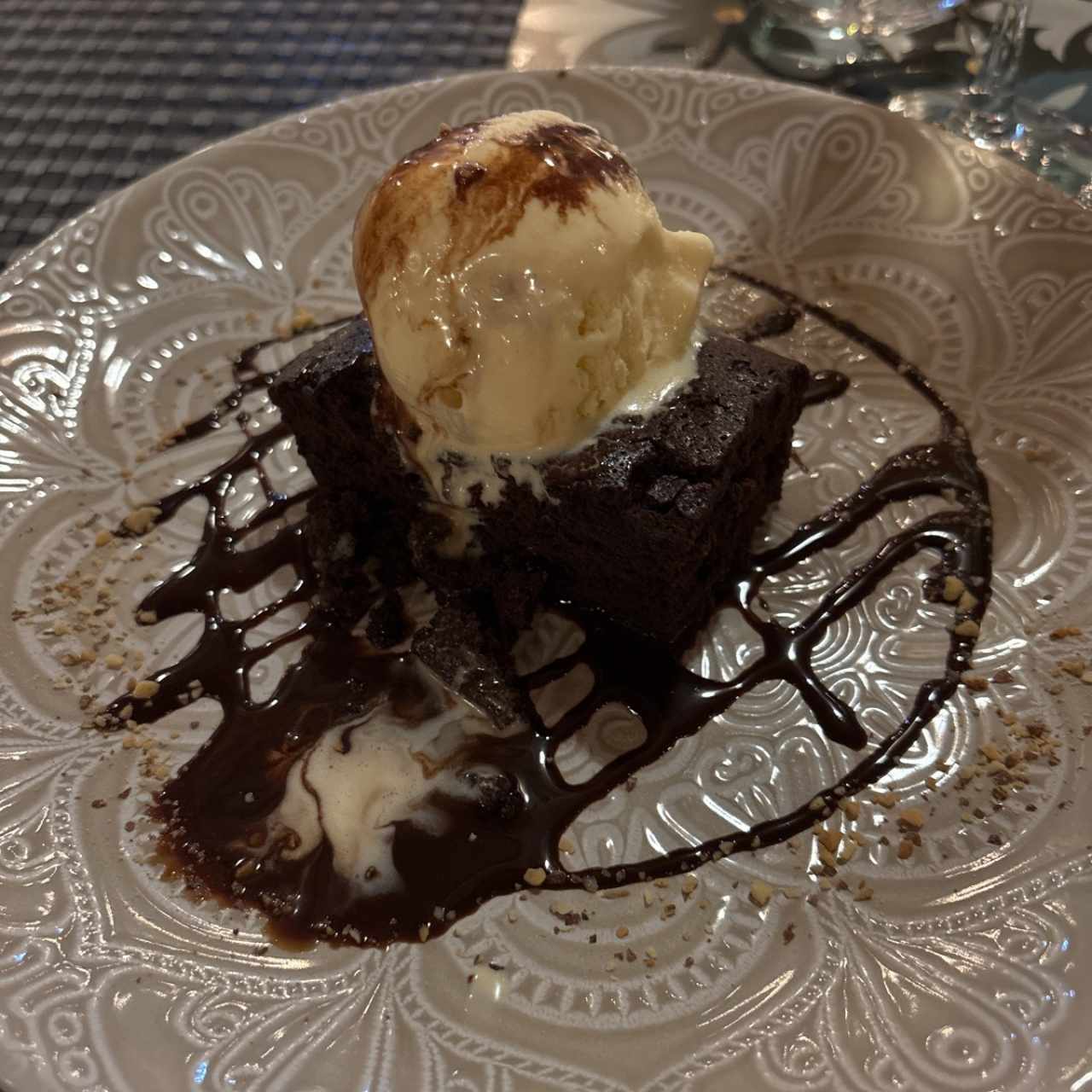 POSTRES - Brownie con Helado
