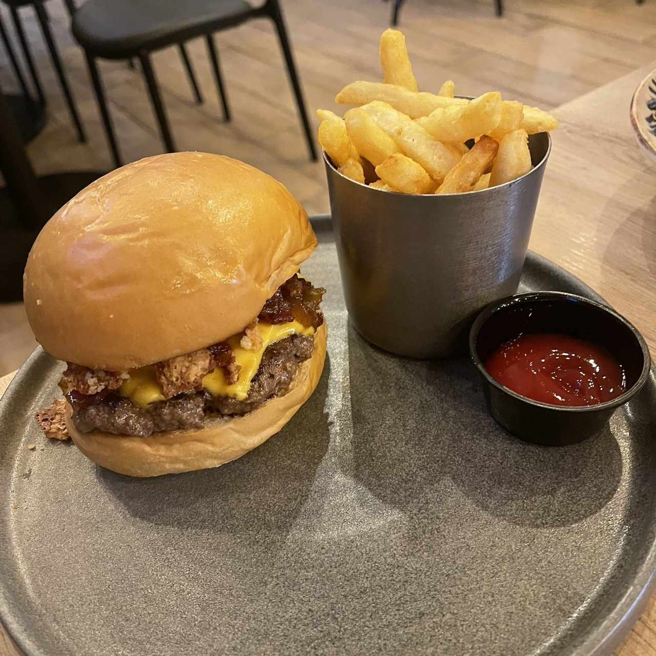 BURGERS - LA QUIMERA