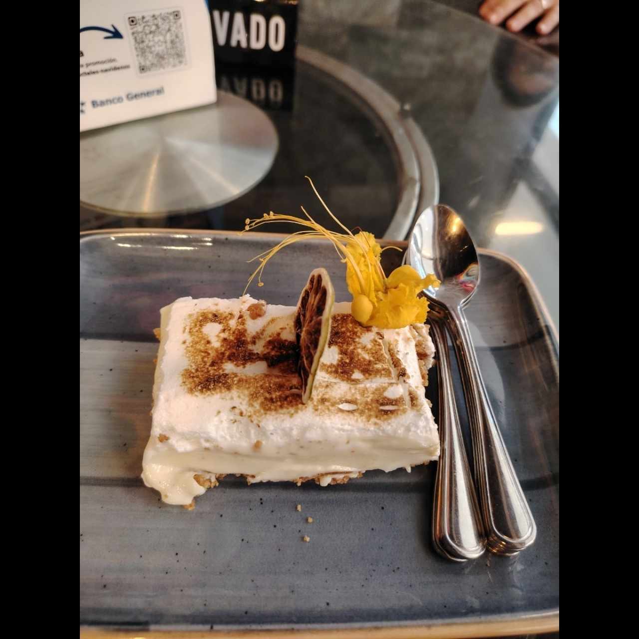 POSTRES - PIE DE LIMÓN