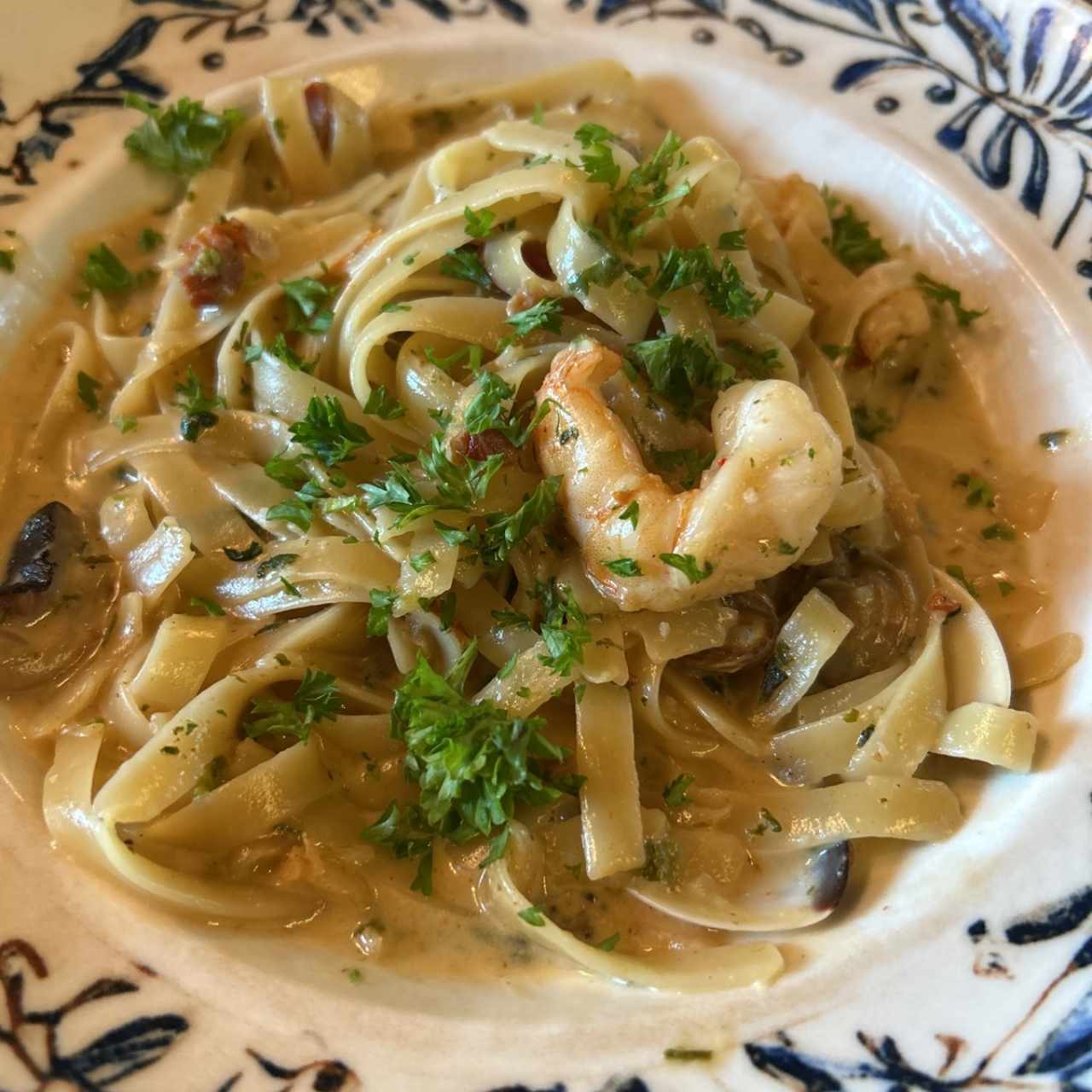 FETTUCCINE MARISCOS TOSCANA