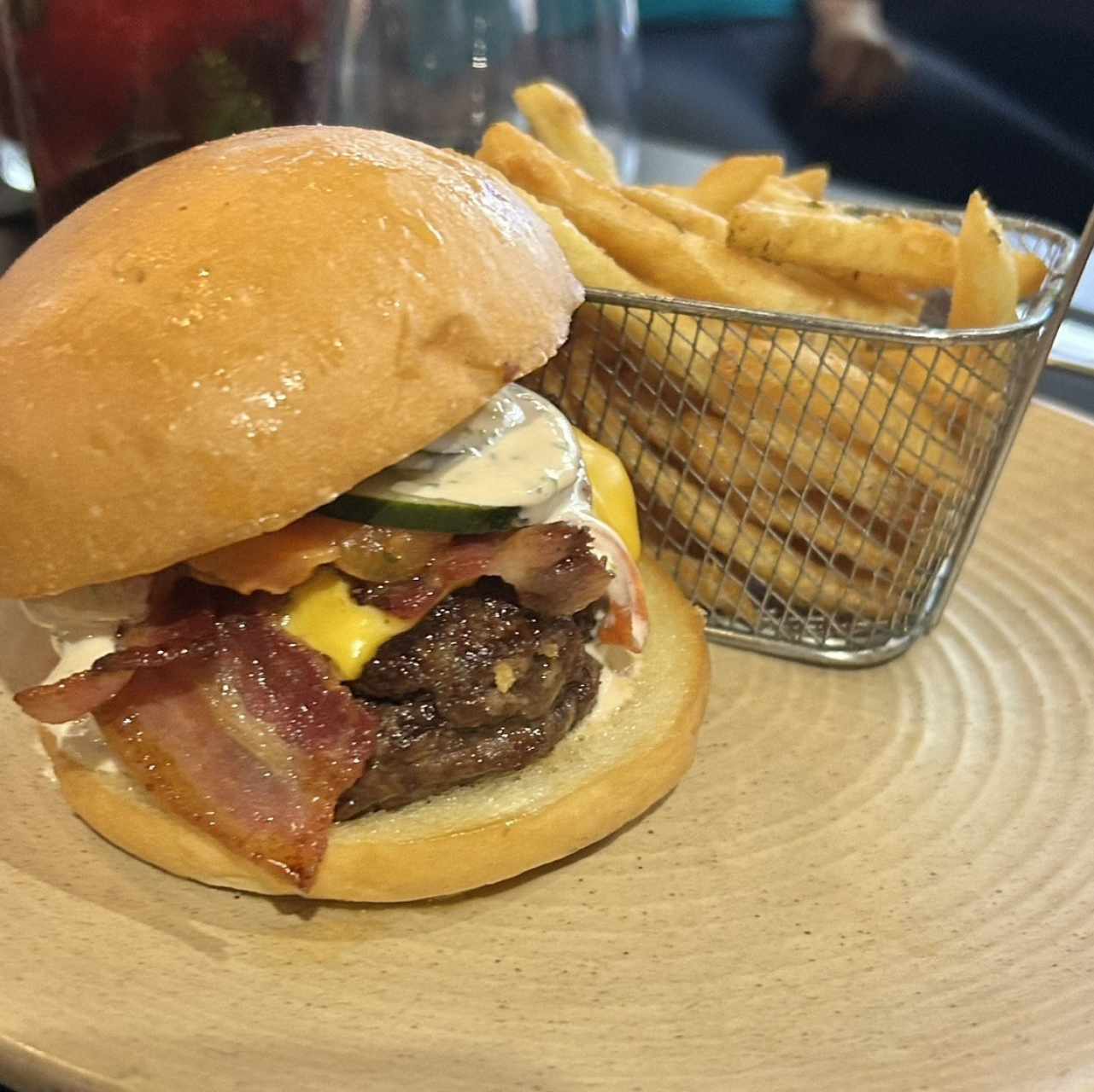 BURGERS - 5INCO BURGER