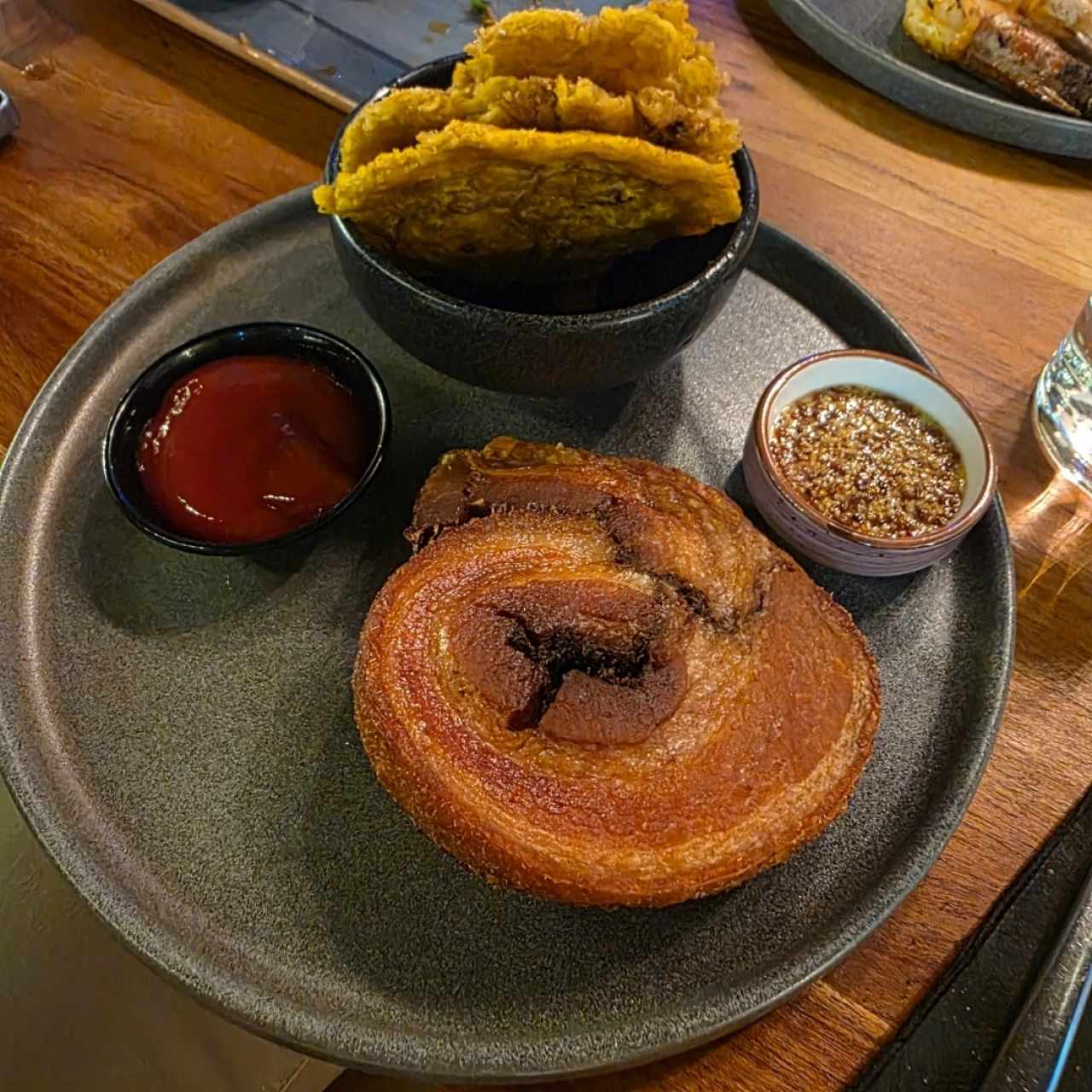 CHICHARRÓN ENROSCADO