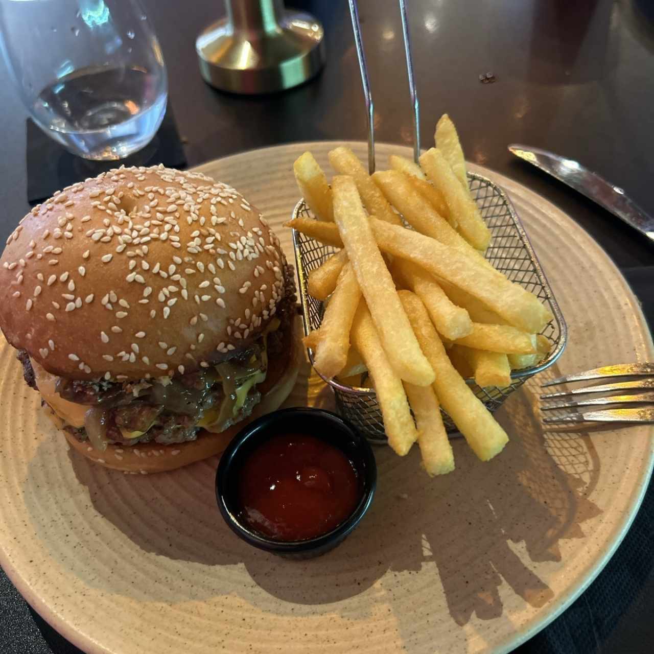 LA QUIMERA - FINALISTA BURGER WEEK 2022