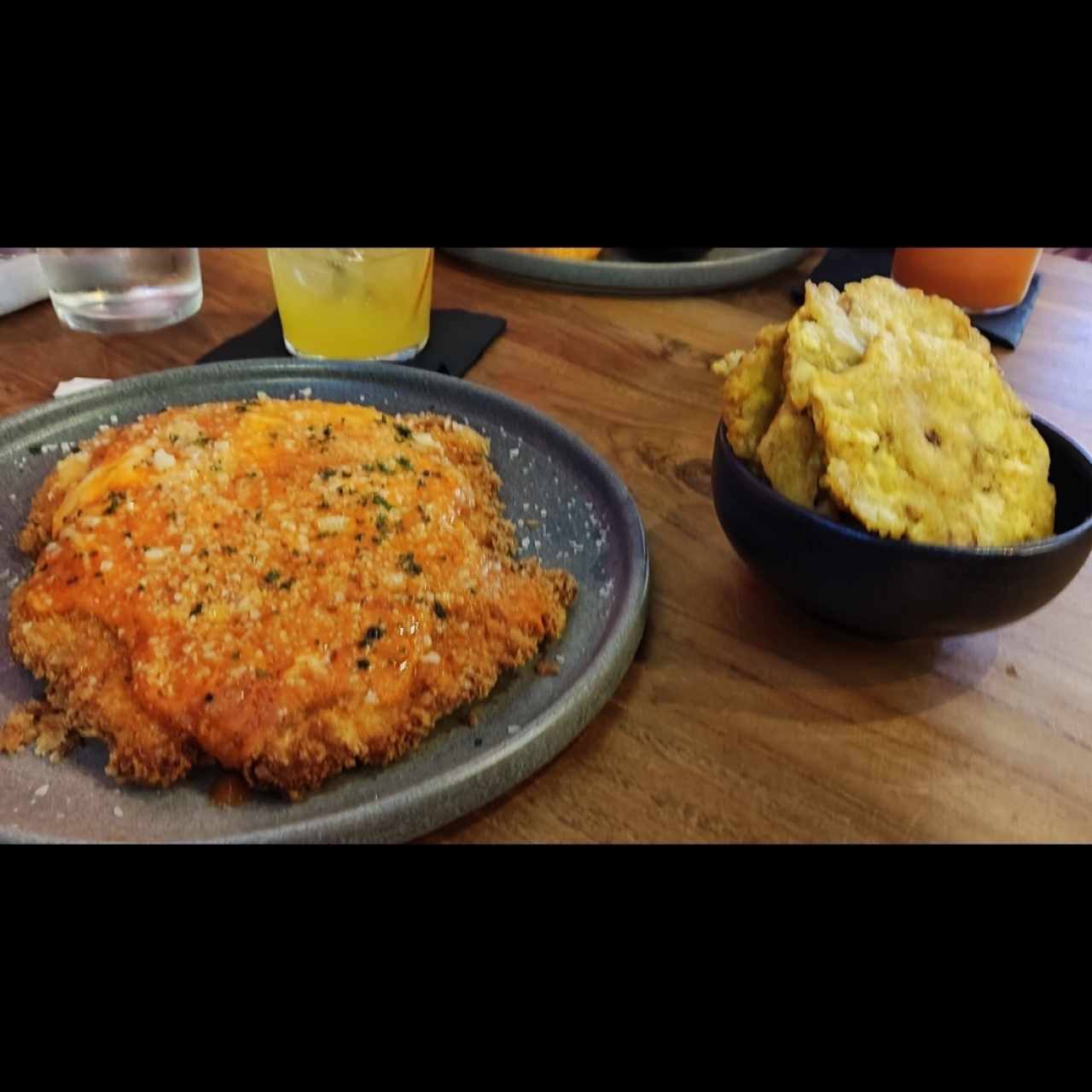 BIG CHICKEN PARM