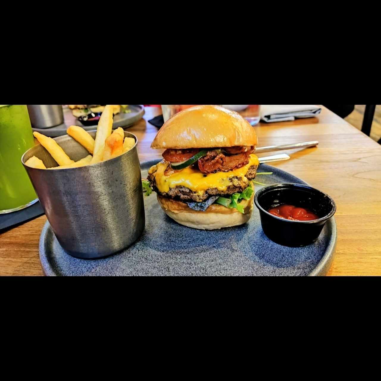 BURGERS - 5INCO BURGER