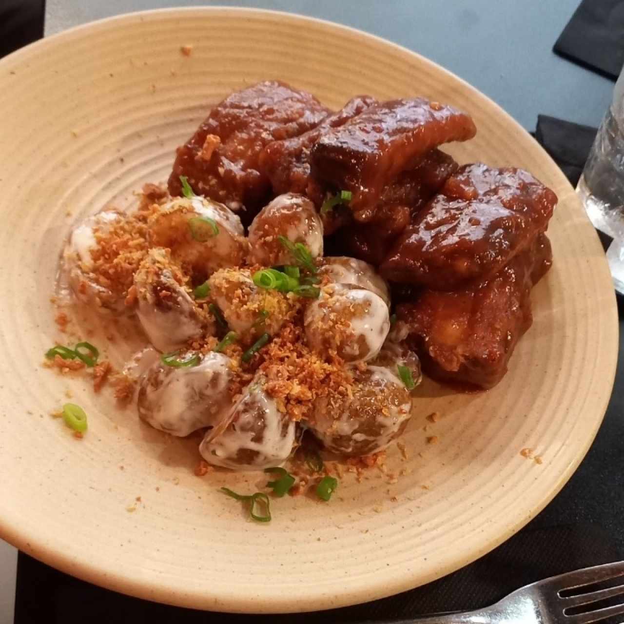 LAS STICKY-SMOKY RIBS