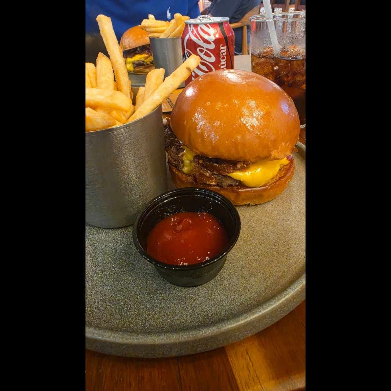 BURGERS - LA QUIMERA