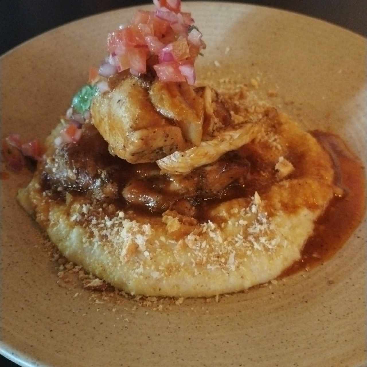 PLATOS FUERTES - POLLITO CHICKEN