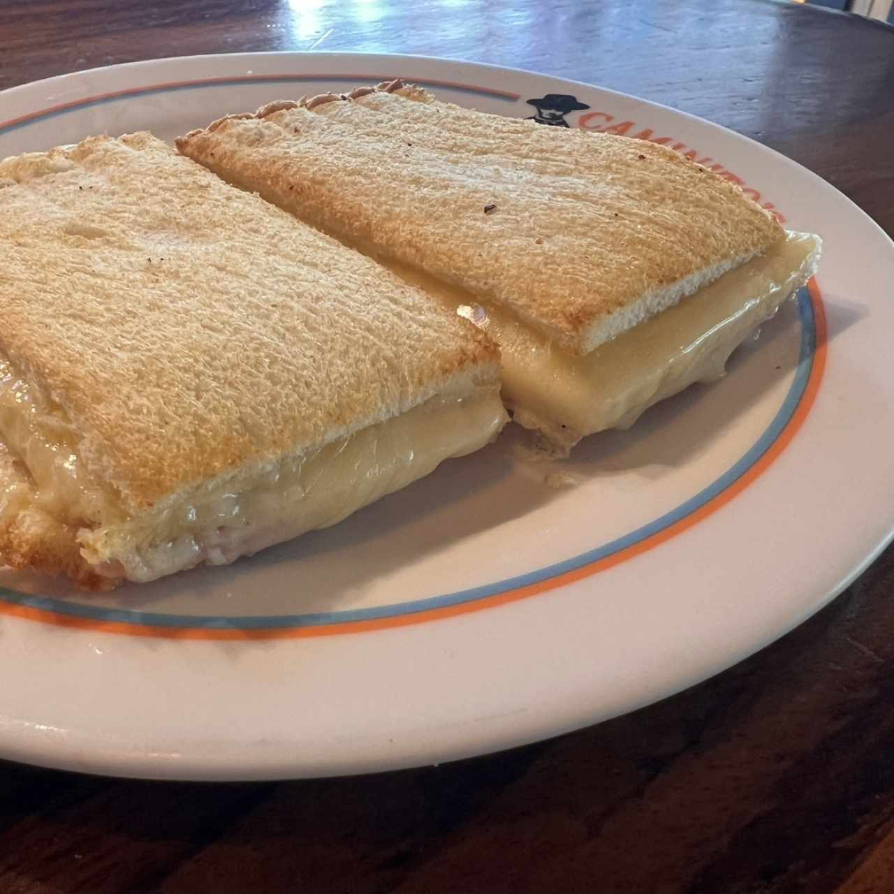 Pabete de jamon y queso 